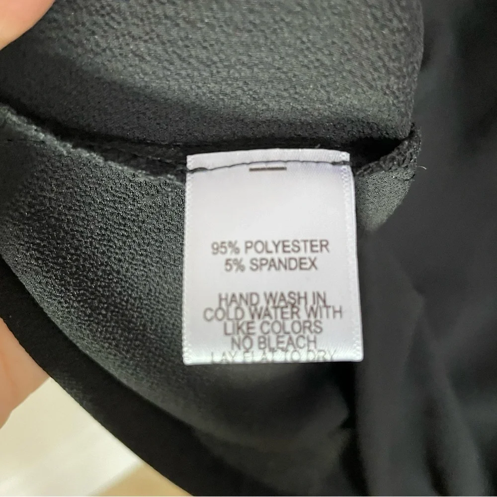 Gibson Asymmetrical Tie Waist Top M - Picture 5 of 5